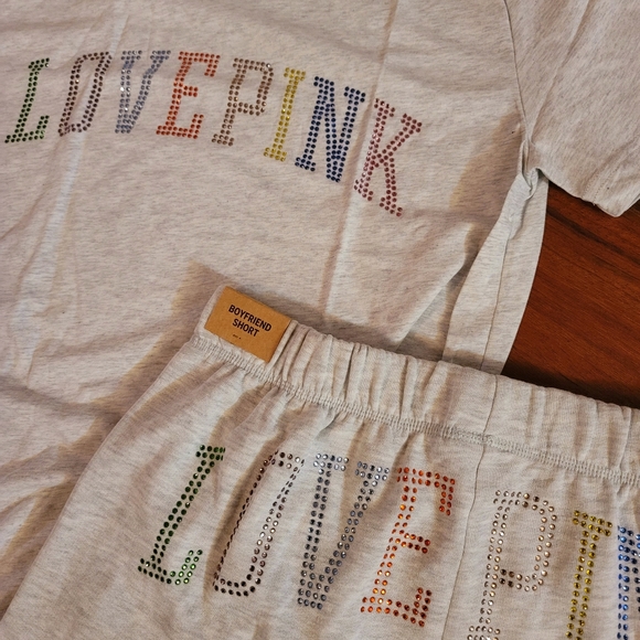 VS PINK NWT diamond set - Picture 2 of 5